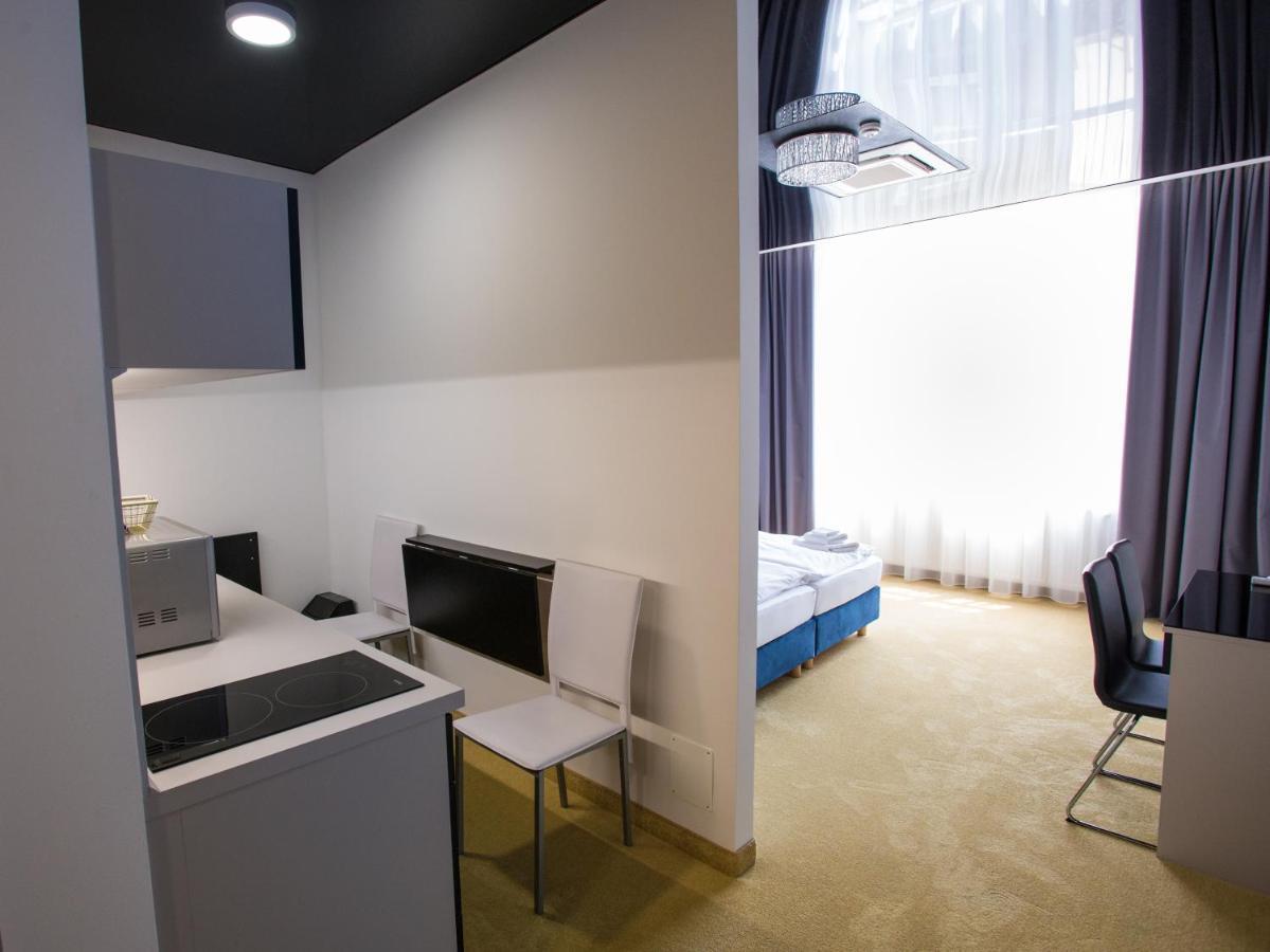 Apart Hotel Golden Apartments Кошице Экстерьер фото