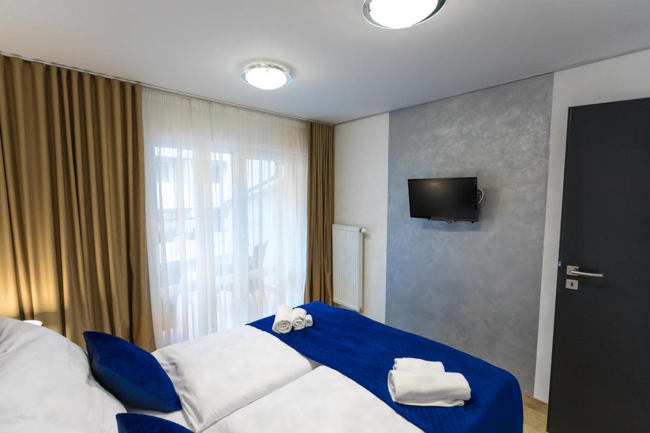 Apart Hotel Golden Apartments Кошице Экстерьер фото