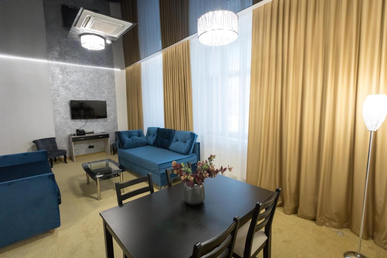Apart Hotel Golden Apartments Кошице Экстерьер фото