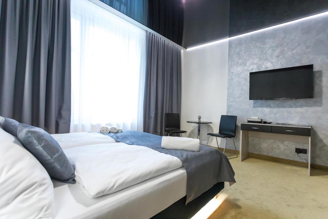 Apart Hotel Golden Apartments Кошице Экстерьер фото
