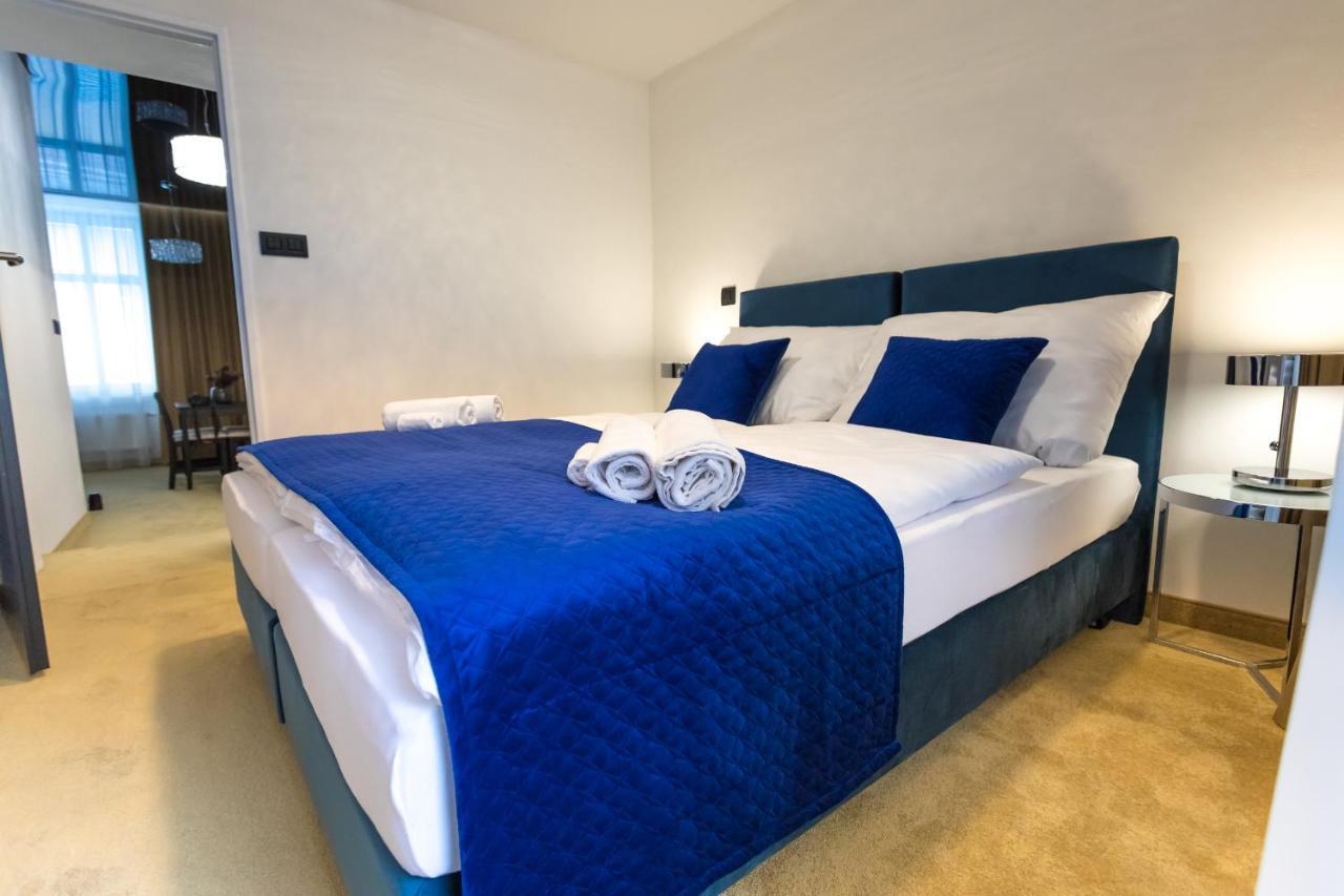 Apart Hotel Golden Apartments Кошице Экстерьер фото